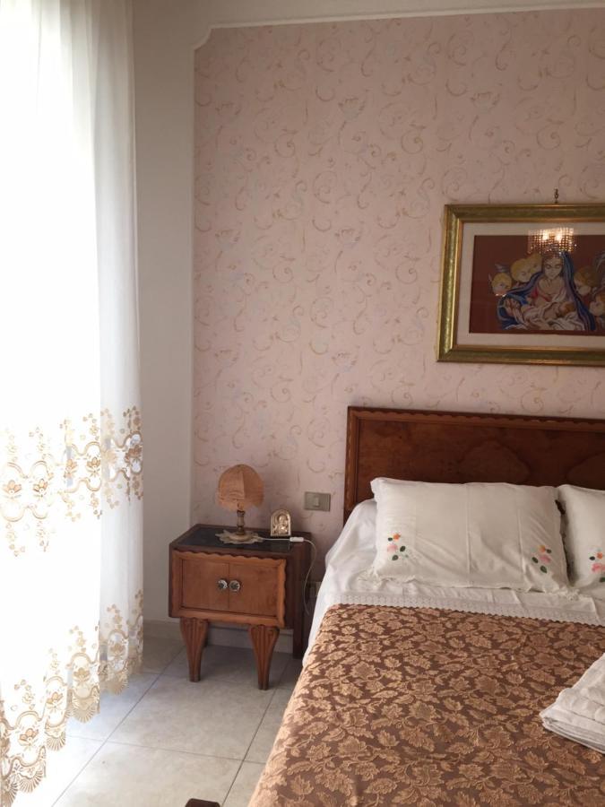 B&B Donna Porzia Trani Exterior foto